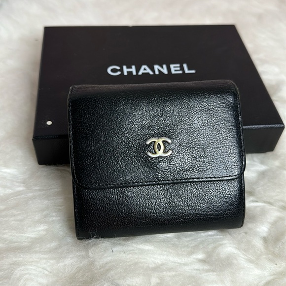 💯Authentic Chanel Short Trifold Wallet🍀 - Picture 11 of 14